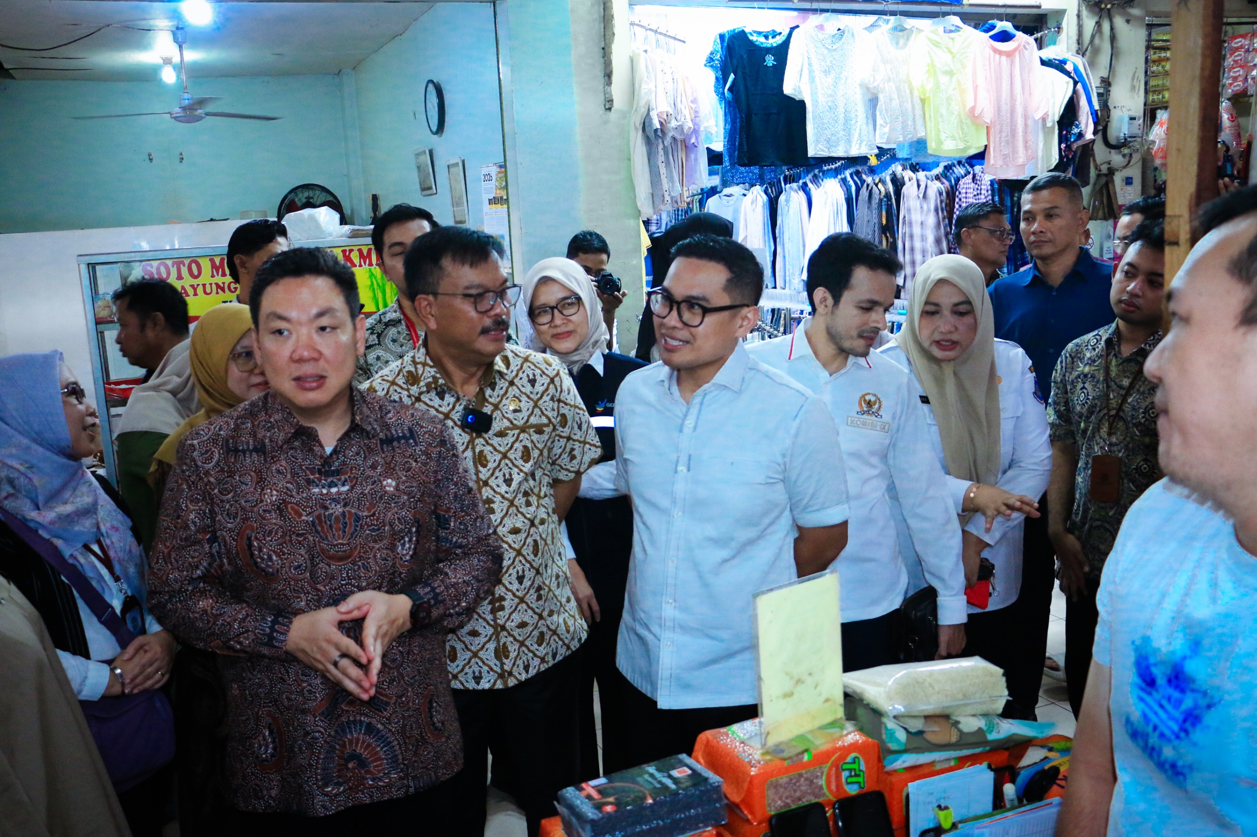 Jamin Keamanan Pangan Ramadhan, Komisi IX DPR RI Bersama Pemkot Tangsel Sidak Pasar Modern BSD